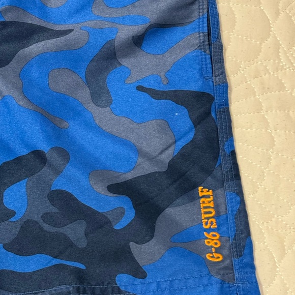 Gap Swim Trunks- Kids Size S (6-7 yrs) - Picture 8 of 16